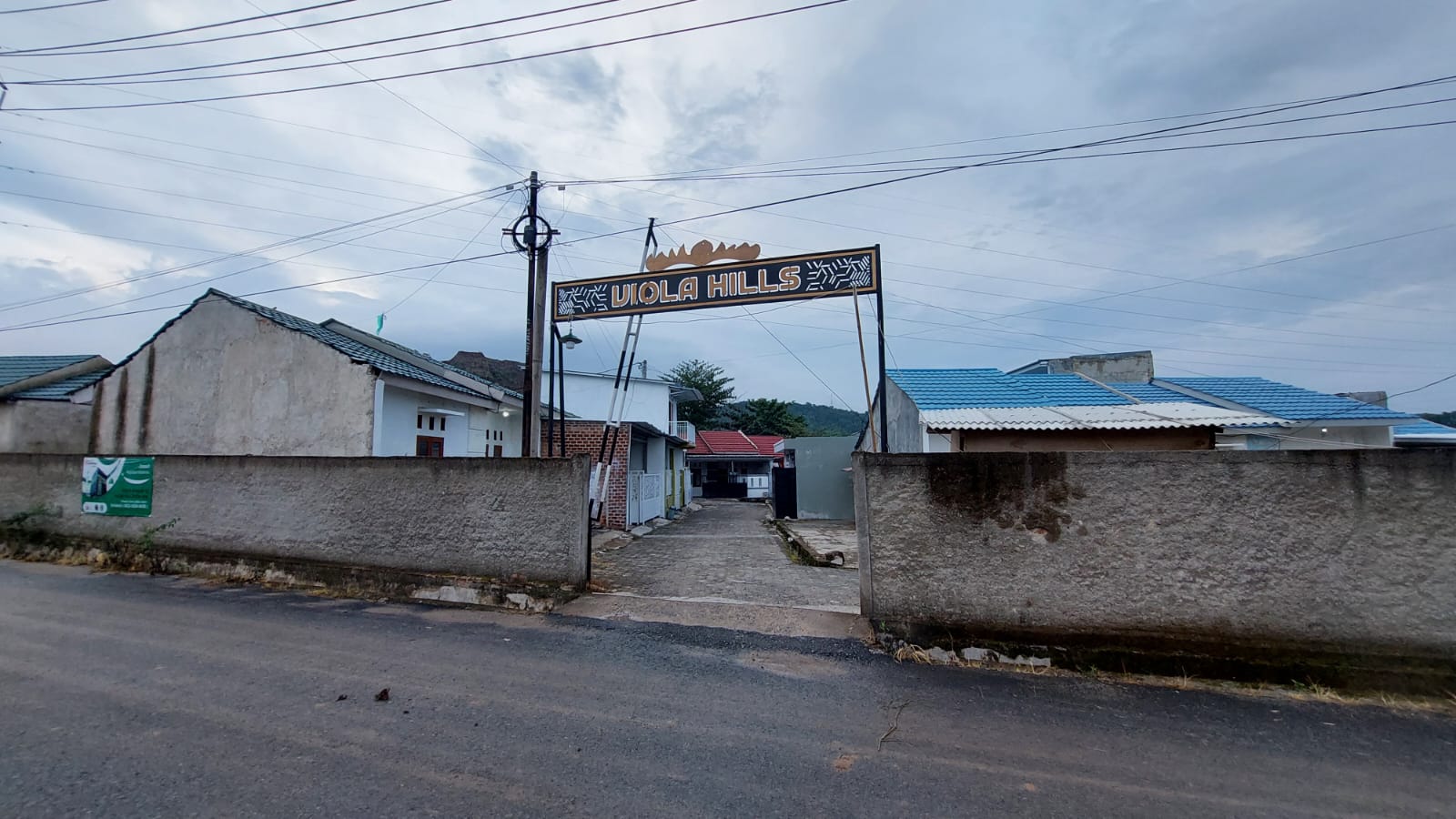 Warga Viola Hills Geruduk Perkim: Limbah Tak Jelas, Fasum Janji Pengembang Mangkrak