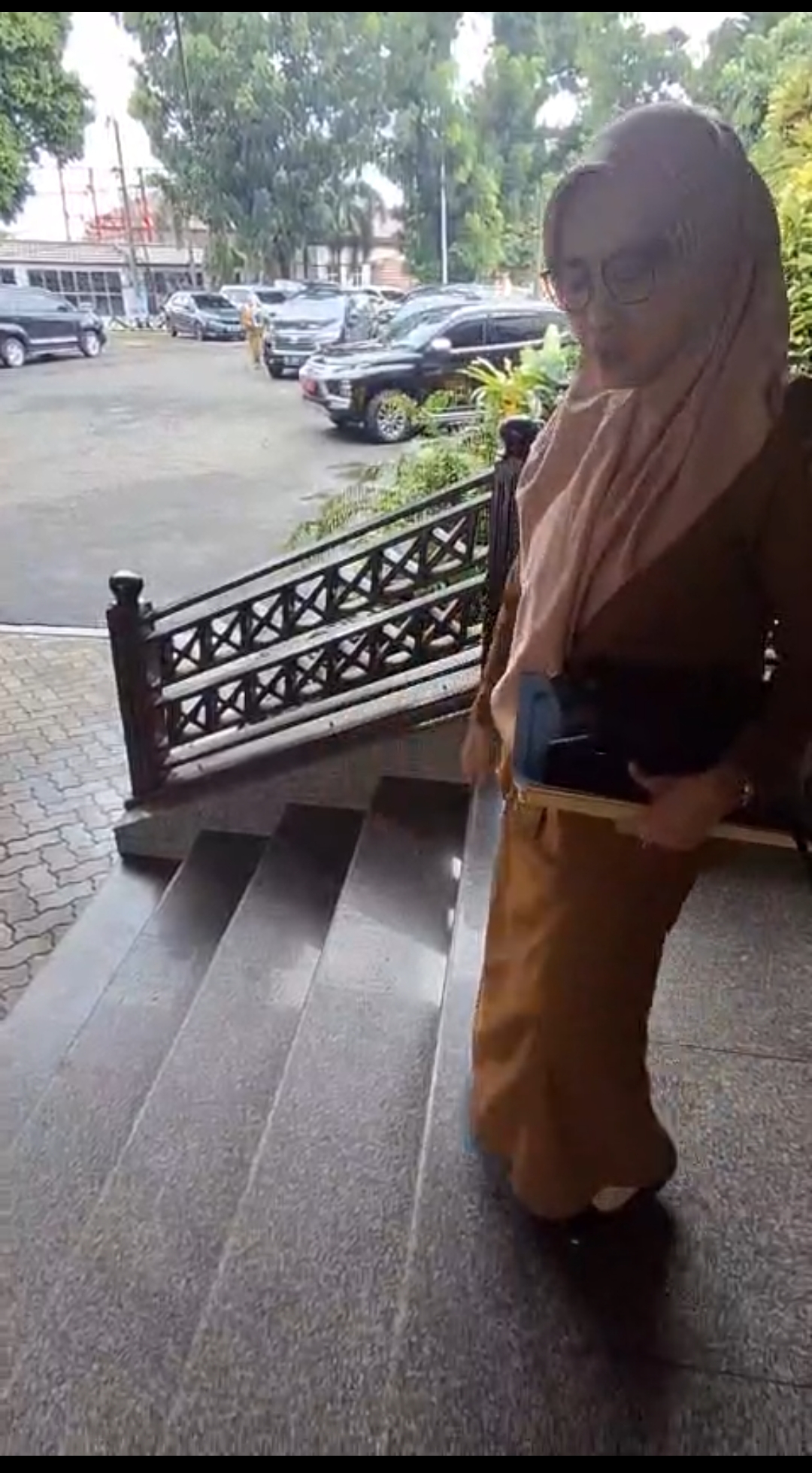 RAPAT TERTUTUP TERKAIT TATA CARA TATA KELOLA DAN HILIRISASI UBI KAYU DI KANTOR BALAI KERATUN