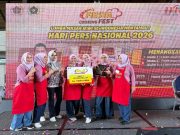 Pindang Sosis Tugu Adipura Hantarkan IKWI Lampung Raih Gelar Juara