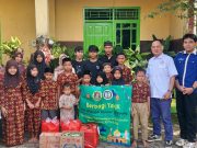 Alumni SMAN 1 Bandar Lampung Bagikan 5.200 Takjil, Reuni Ramadan Penuh Makna