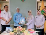 Wagub Jihan Luncurkan Buku Muatan Apel Tematik untuk Anak Sekolah